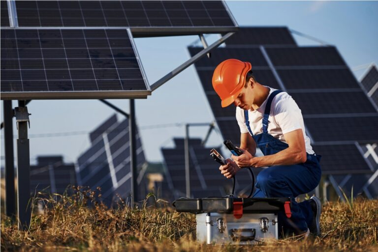 Choisir la meilleure batterie pour un panneau solaire de 3000W