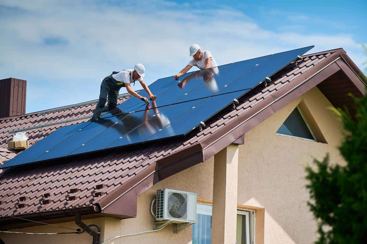 panneaux solaires photovoltaïques maison