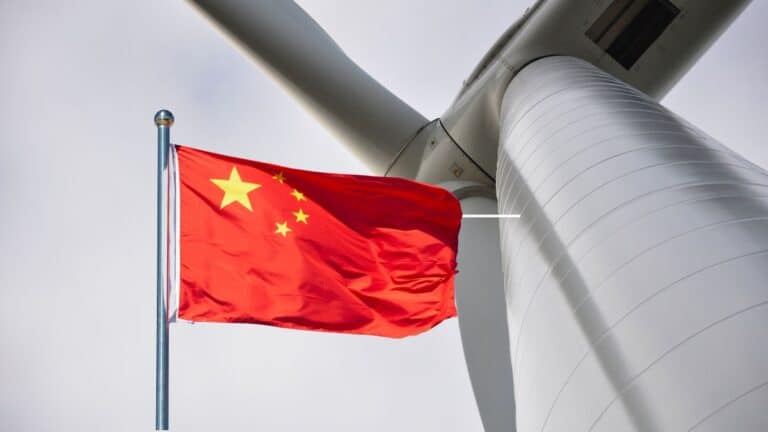 La Chine a trouvé comment recycler les éoliennes en fin de vie pour construire des routes durables et sans fissures